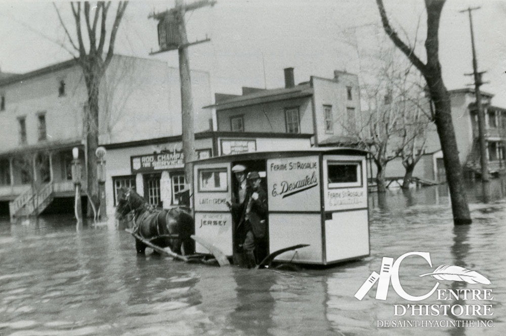 Inondation au coin des rues Saint-Amand et Concorde