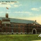 Manège militaire de Saint-Hyacinthe vers 1915