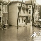 Inondation de la rue Concorde et de l'église Christ-Roi en 1927